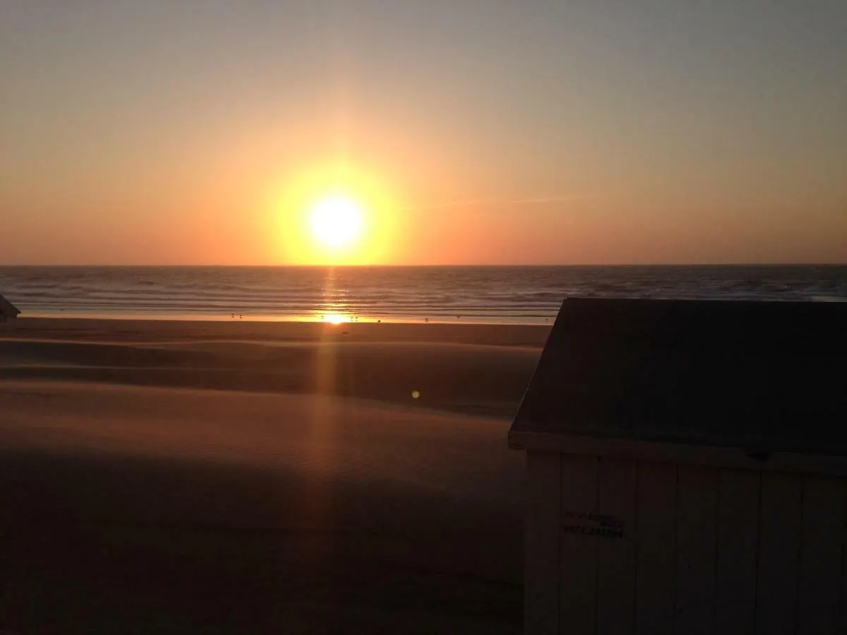 Comfort Aan Zee Guestrooms Oostende 0*,  Belgien